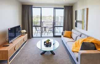 211/69 Hall Avenue, Favona