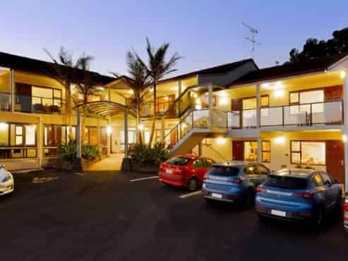 Auckland Beach Motel Business