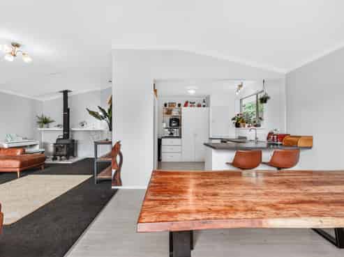 1/16 Sunset Street, Hilltop