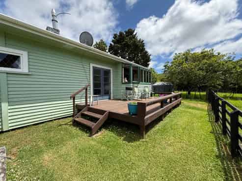 593 Peria Road, Peria