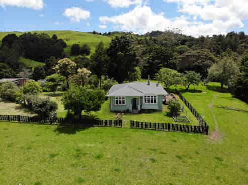 593 Peria Road, Peria