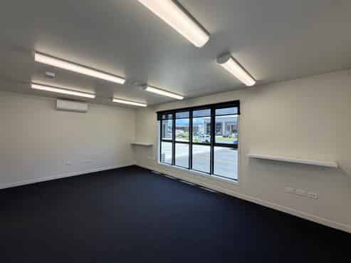 Near new, stand-alone, HIGH PROFILE!