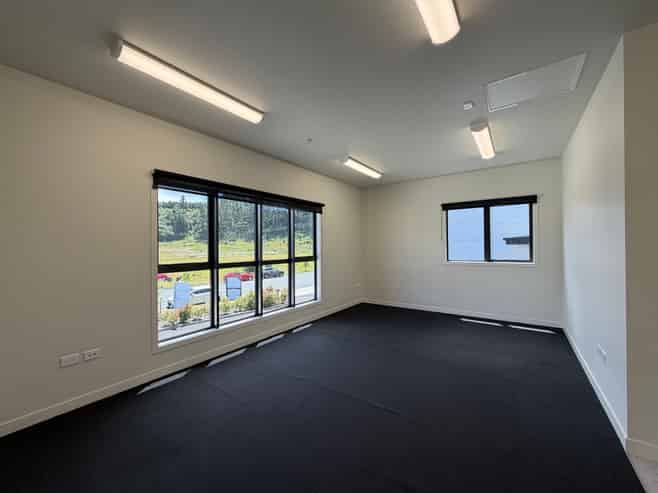 Near new, stand-alone, HIGH PROFILE!