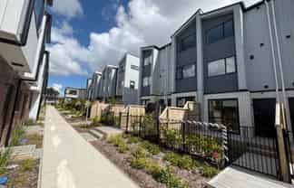 19 Paetai Lane, Te Atatu Peninsula