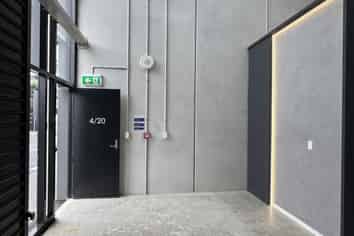 Urgent Sale – Mt Wellington Warehouse $180,000 Und