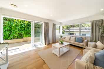 26 Rarangi Way, Owhiro Bay