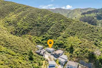 26 Rarangi Way, Owhiro Bay