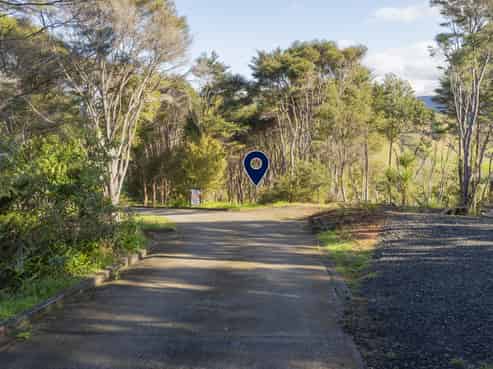 70E Centennial Drive, Whitianga