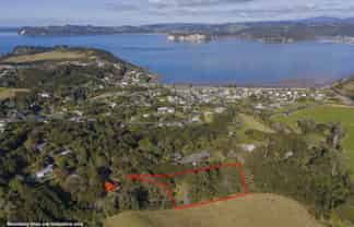 70E Centennial Drive, Whitianga