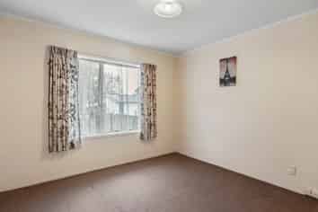 2/48 Mirrabooka Avenue, Howick