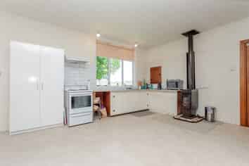 76330 State Highway 2, Dannevirke