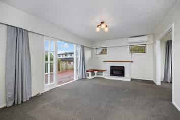 21 Waitaki Street , Henderson