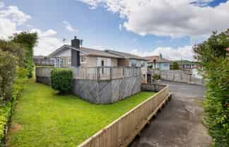 21 Waitaki Street , Henderson