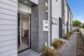 4/17 Lyon Street, Frankton