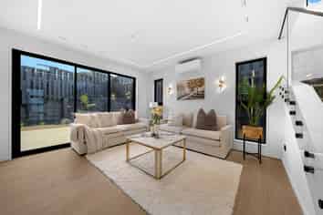 Lot 3-4/7 Sirius Place, Botany Downs