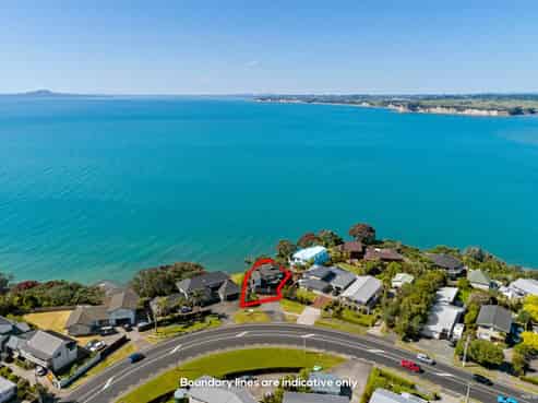 827 Whangaparaoa Road, Manly