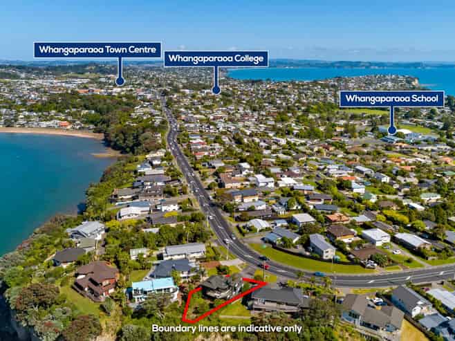 827 Whangaparaoa Road, Manly