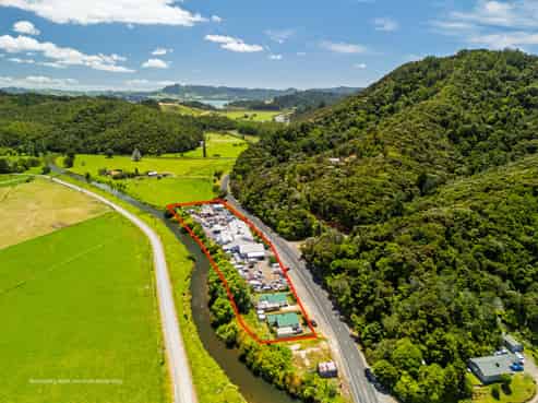 9,920sqm mixed-use site with multi-income stream