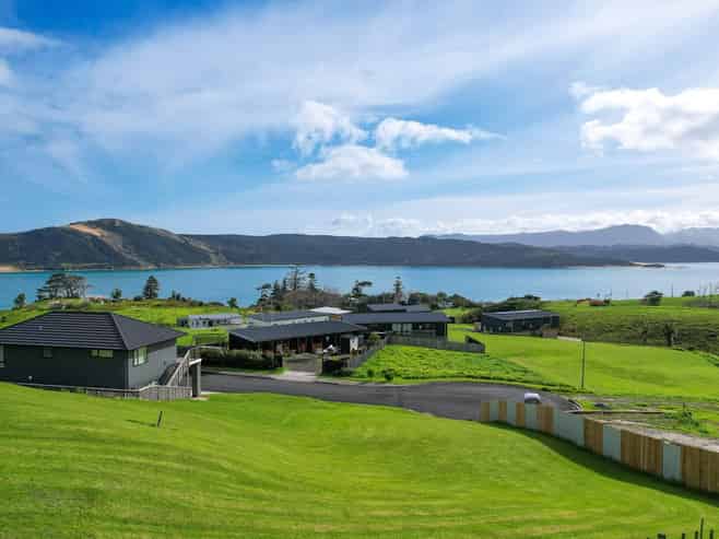 54 Opononi Heights Drive, Opononi