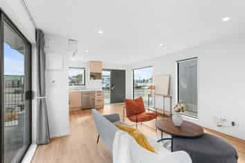 464A Wilsons Road North, Waltham