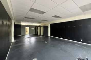 Shops 6 & 5 /13 Marama Arcade