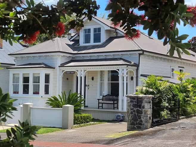 3 Jubilee Avenue, Devonport