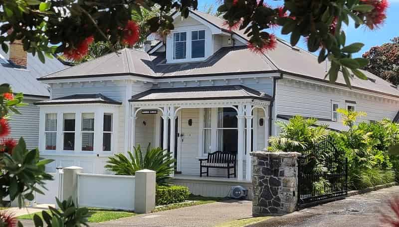 3 Jubilee Avenue, Devonport