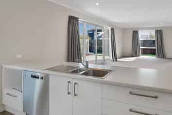 84 Corsair Dr, Wigram