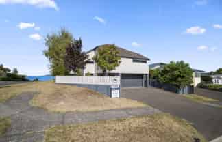 2/7 Ngamotu Road, Hilltop