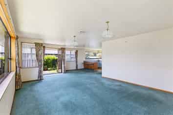 34 Henley Street, Westport