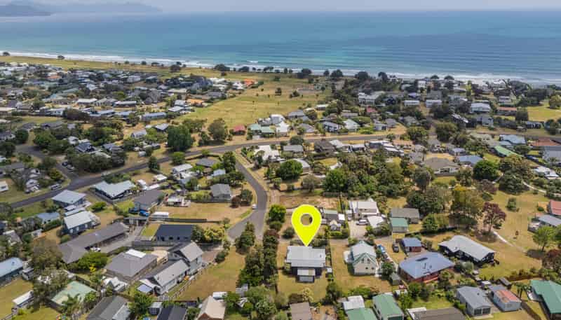 123 Puriri Place, Matarangi