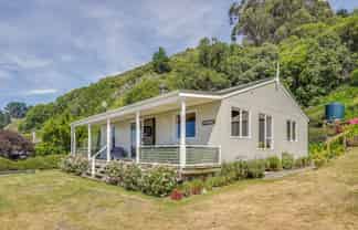 3 Tainui Rise, Gore Bay