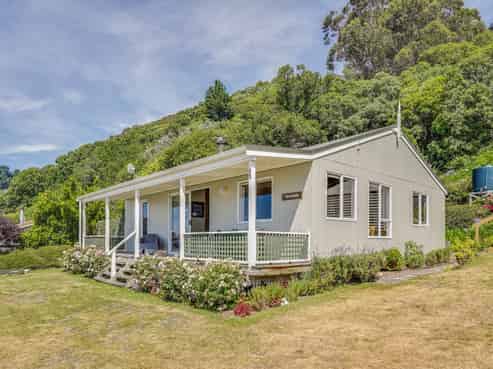 3 Tainui Rise, Gore Bay