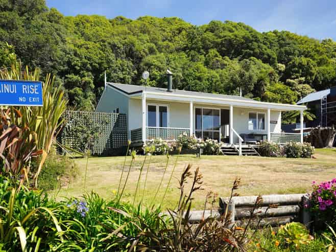 3 Tainui Rise, Gore Bay