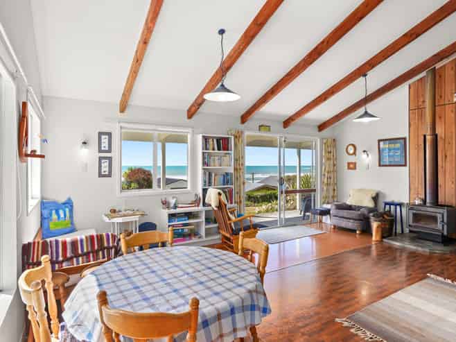 3 Tainui Rise, Gore Bay