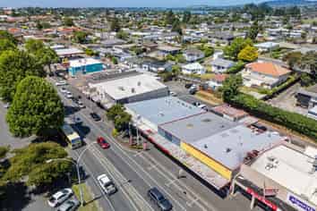 Freehold Cameron Road retail investment