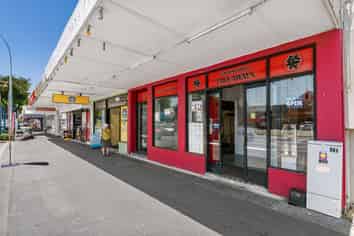 Freehold Cameron Road retail investment