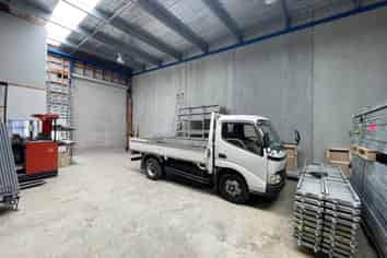 192.80sqm Industrial Warehouse