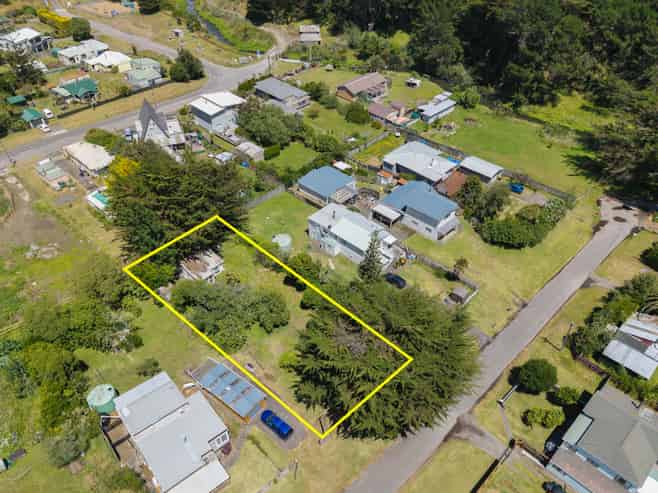 10 Hokio Road, Hokio Beach