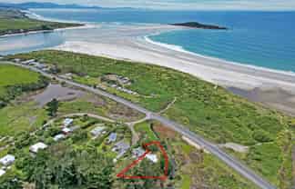 1 Peace Street, Taieri Beach