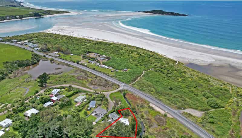 1 Peace Street, Taieri Beach