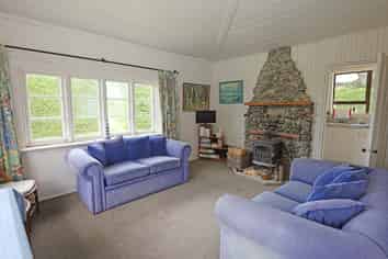 1 Peace Street, Taieri Beach