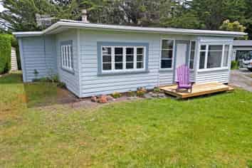 1 Peace Street, Taieri Beach