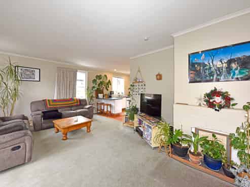 22 Dickens Street, Addington