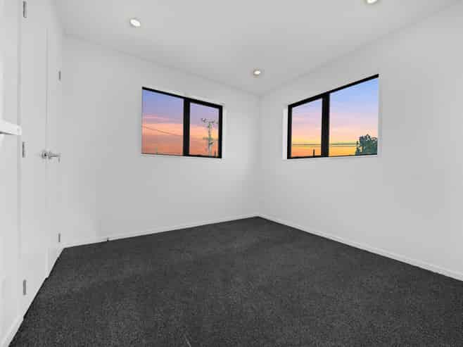 150 Hall Avenue, Favona