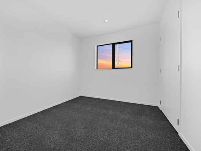 150 Hall Avenue, Favona