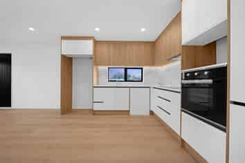 150 Hall Avenue, Favona