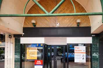 Special Place on Tutanekai Street