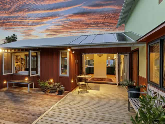 12 Maungaraki Road, Korokoro