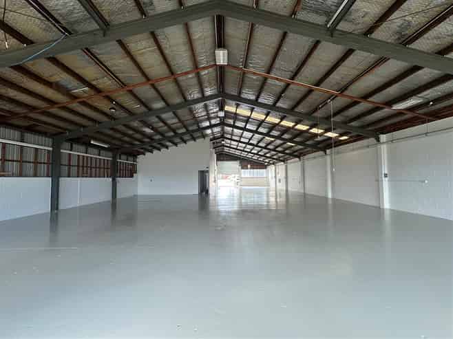 CBRE | 633sqm Mt Wellington Standalone